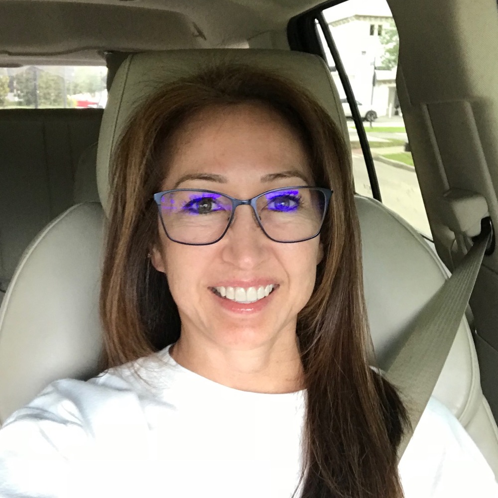 Meet your Posher, Sandi